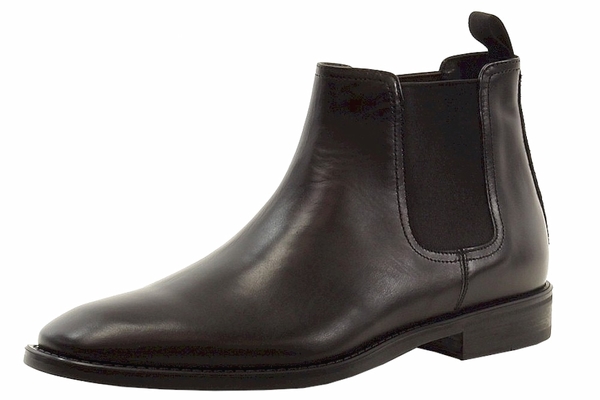 donald pliner chelsea boots