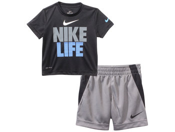 Nike Dri-Fit Set | Pink | T-Shirt & Shorts