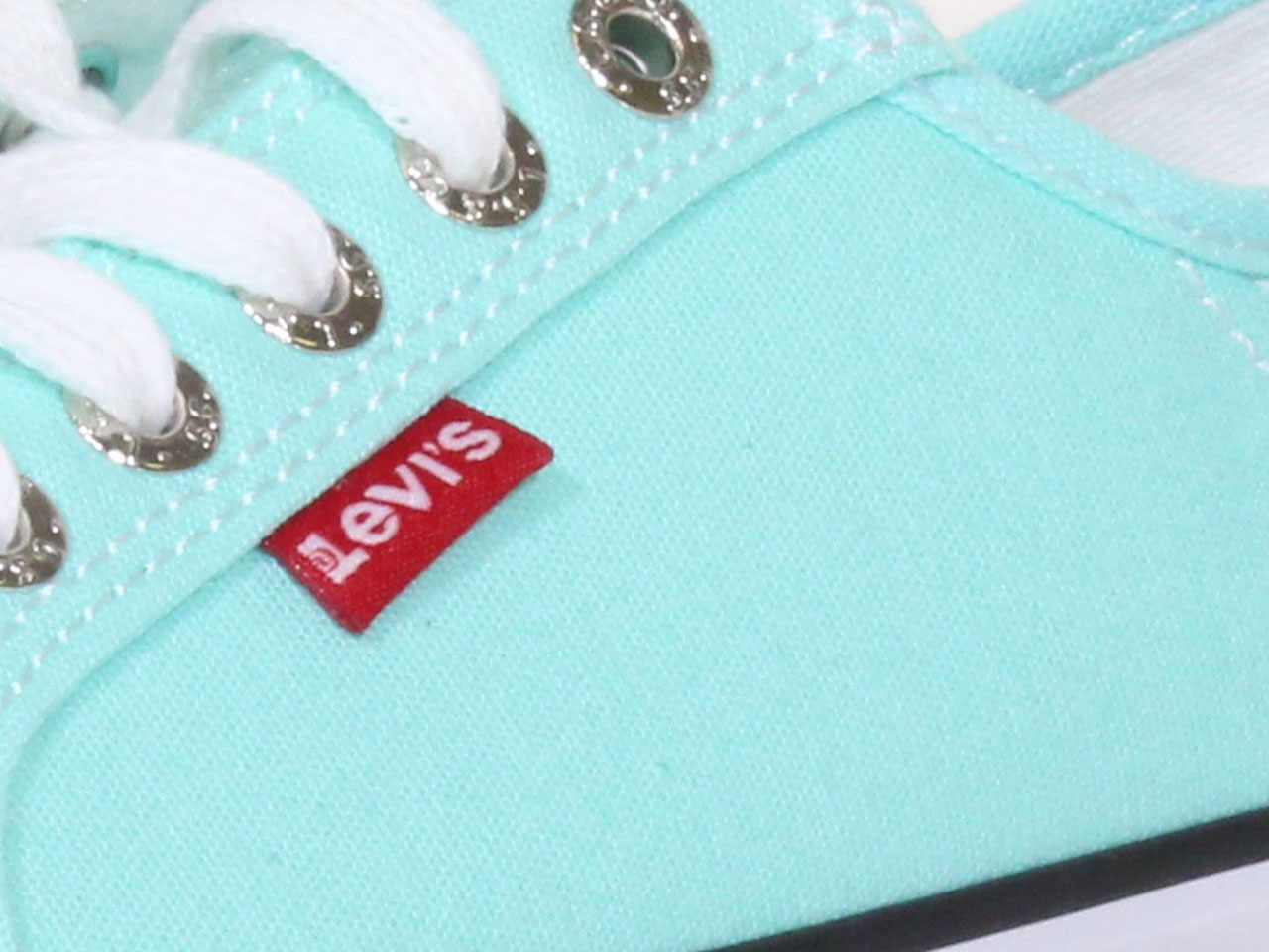 Levis Women's Stan-Buck Sneakers Low-Top Shoes Seafoam Sz: 7 