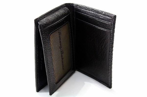 TOMMY BAHAMA BLACK LEATHER TRIFOLD CARD 